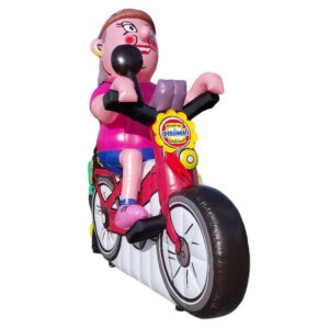 Vrouw op E-bike